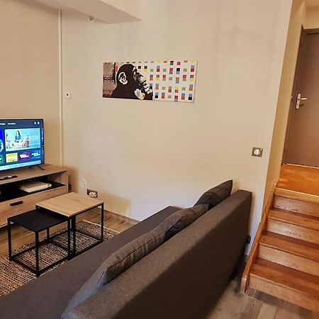 شقة Le 56 Faubourg - Proche Centre - Parking Gratuit بون المظهر الخارجي الصورة